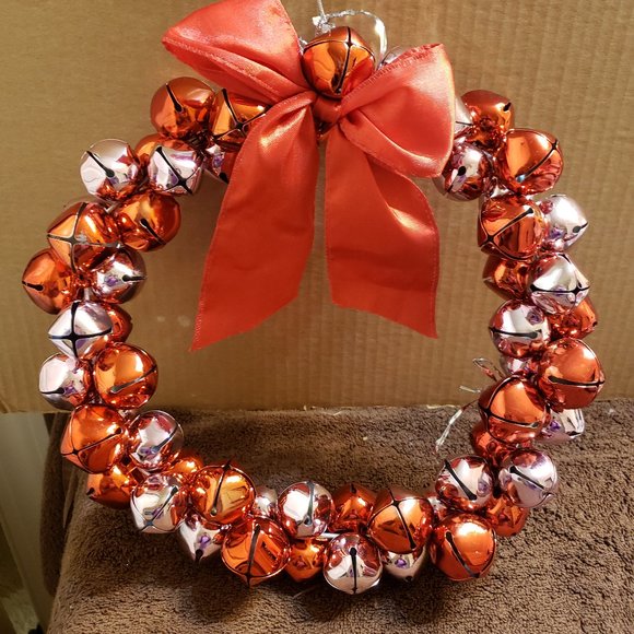 Jingle Bell Christmas Door Wreath Red Pink Silver Bells 12" x 12" - Picture 1 of 7